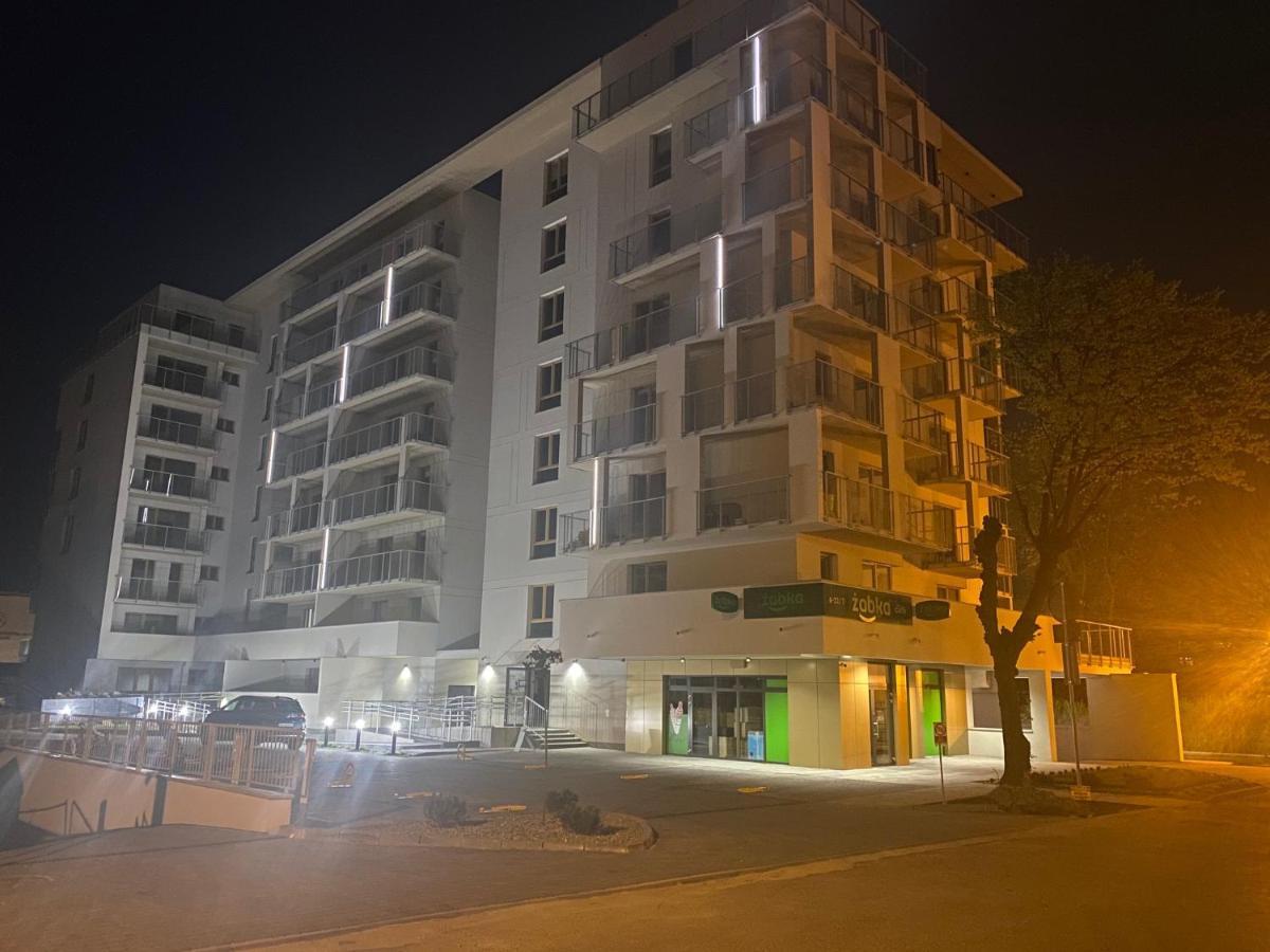 The Urban Jungle - Apartment Garaz Podziemny Κίελτσε Εξωτερικό φωτογραφία